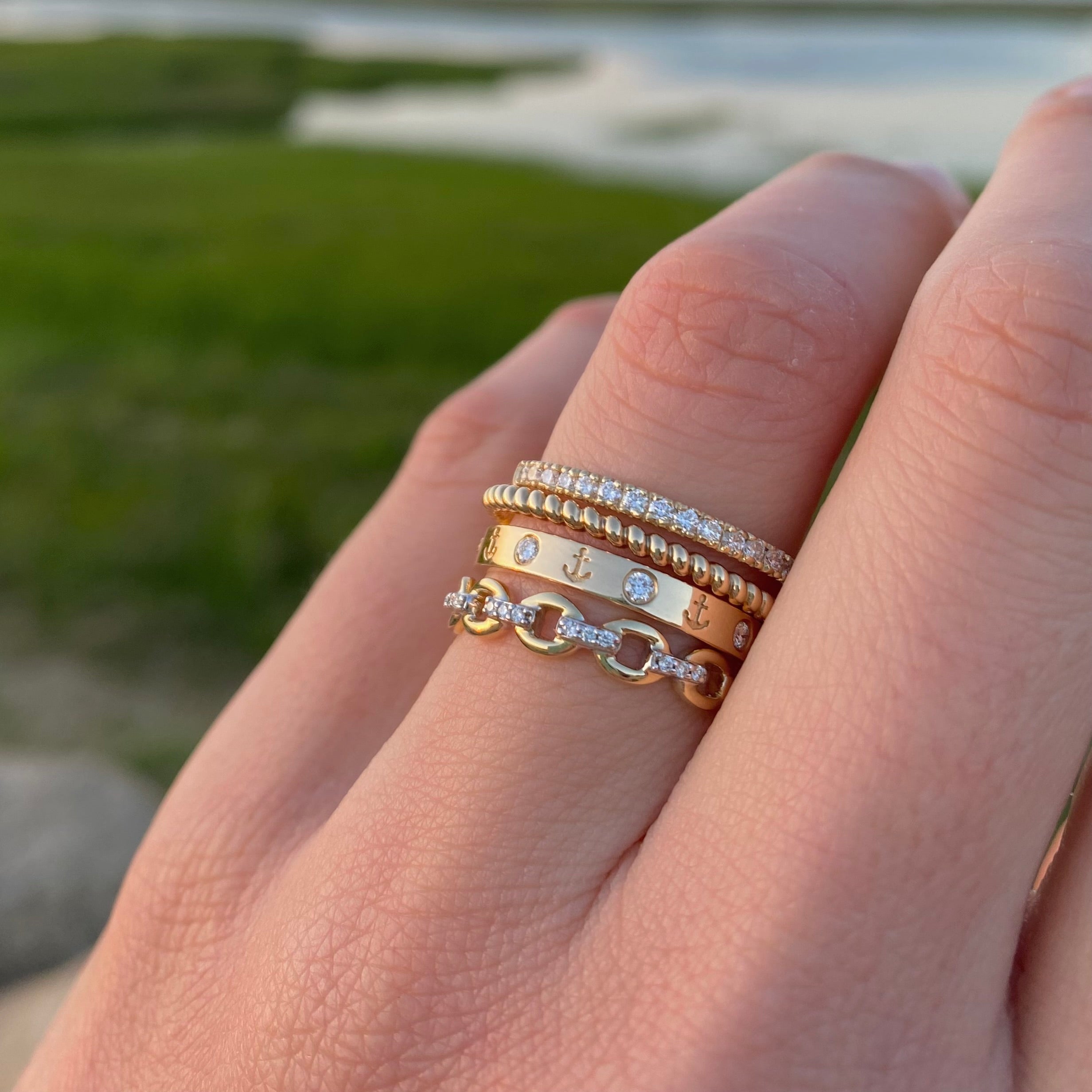 14K Anchor Diamond Band